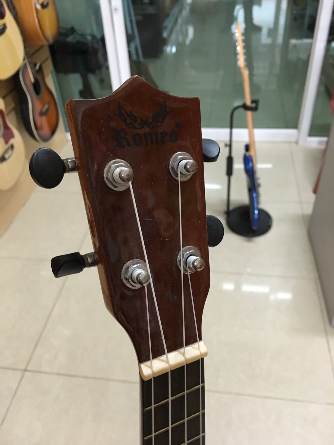 Ukulele ROMEO UK5 รูปที่ 6