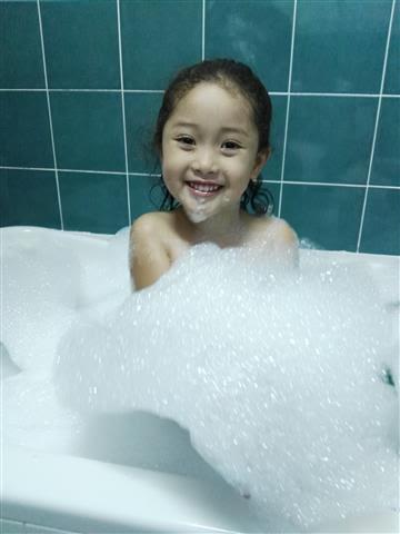 สบู่ทำฟองในอ่างอาบน้ำ Bath bombs ใช้สร้างฟองฟูๆในอ่างอาบน้ำได้ทุกประเภท รูปที่ 6