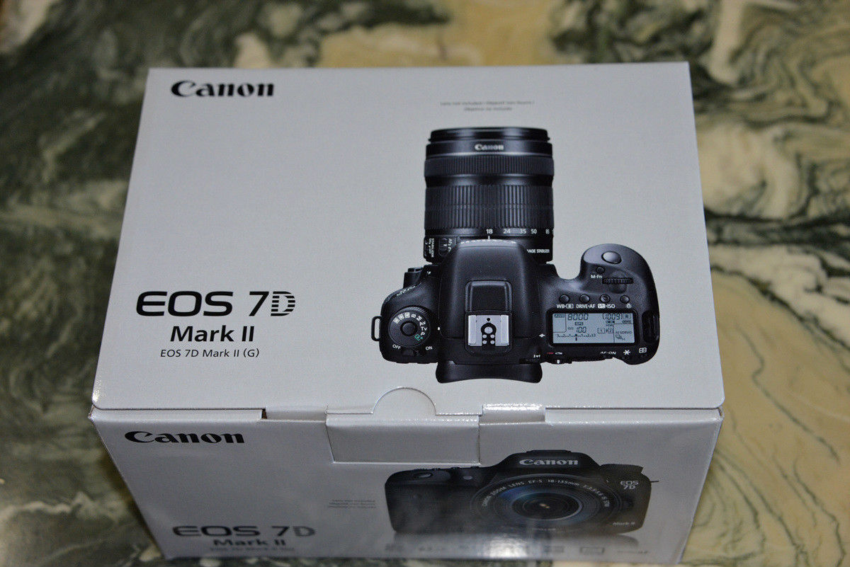 Canon EOS 7D Body 20.2 MP Digital SLR Camera รูปที่ 1