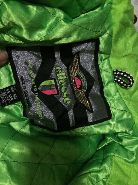 ellesse ski jacket เสื้อใส่เล่นสกีลุยหิมะสภาพดีมากของใหม่4000กว่าค่ั รูปที่ 5