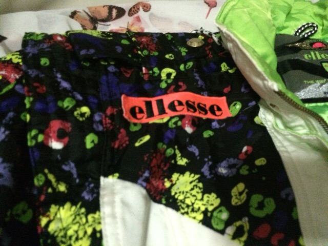 ellesse ski jacket เสื้อใส่เล่นสกีลุยหิมะสภาพดีมากของใหม่4000กว่าค่ั รูปที่ 3