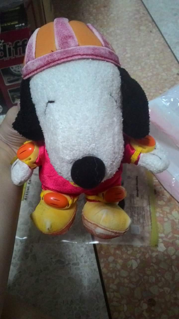 ขาย ตุ๊กตา Snoopy ตัวเล็ก เป็นสินค้ามือ 2 รูปที่ 1