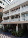 ให้เช่า ทาวน์โฮมเพื่ออยู่อาศัย หรือ ทำธุรกิจ ซอยสุขุมวิท Rent Town Home for residence or business at Sukhumvit