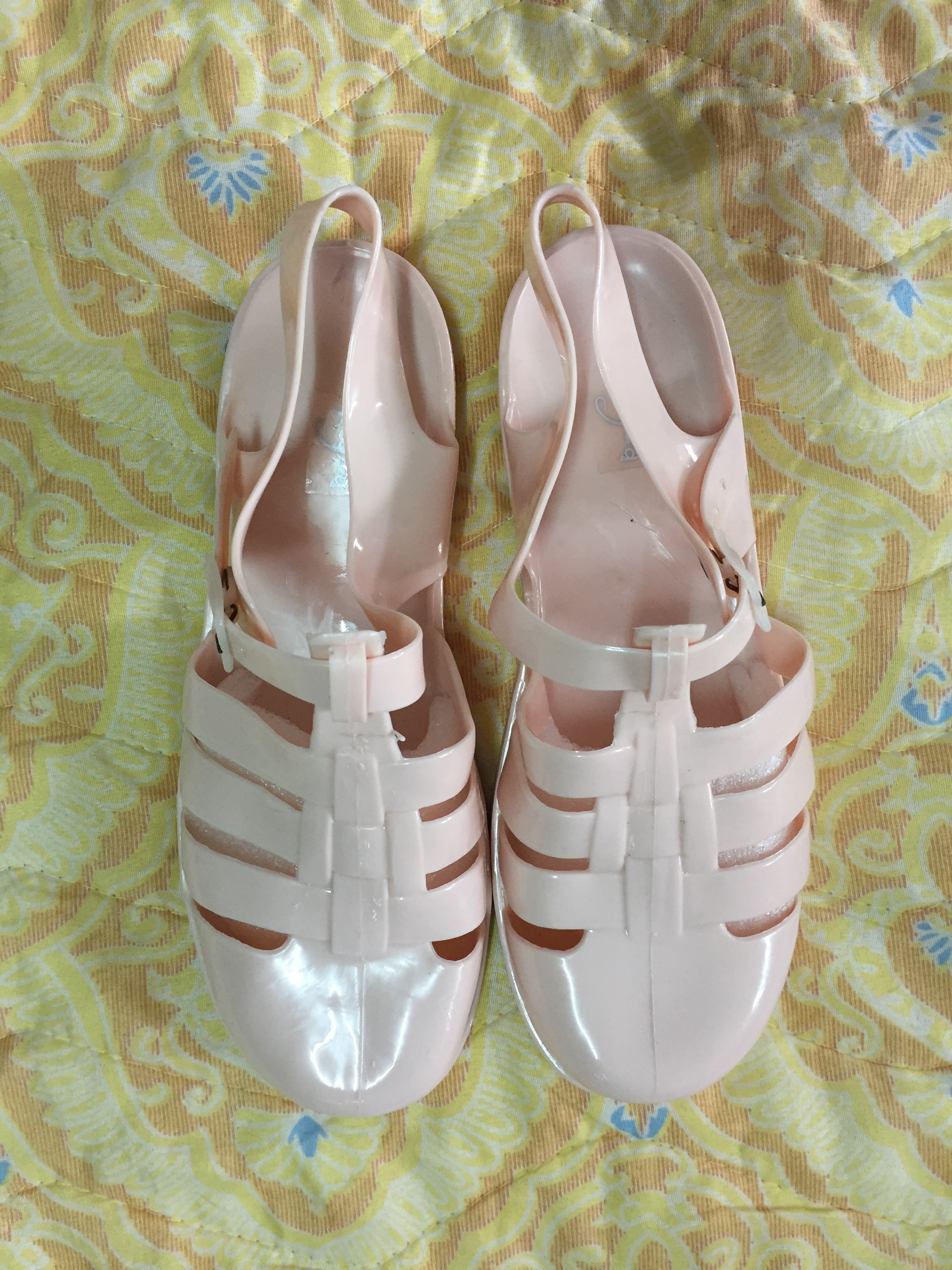 Light pink sandal jelly shoes 2hands รูปที่ 1