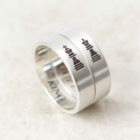 บริการรับทำแหวนคู่รัก แหวนหมั้น แหวนแต่งงาน ทองคำแท้ประดับอัญมณี และเครื่องประดับเงินแบบต่างๆ ราคากันเอง รูปที่ 1