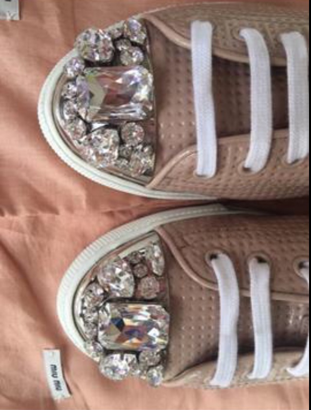 miu miu shoes รองเท้าmiu miu ใส่สองครั้งสภาพมือ1 รูปที่ 3