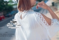 Blanc embroidery top