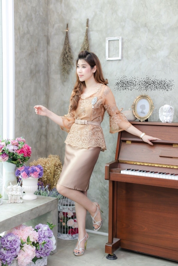 ชุดเดรสสวยหรูออกงาน สีน้ำตาลทอง รูปที่ 3