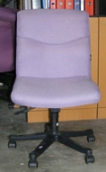 เก้าอี้สำนักงานมือสอง(มีจำนวน2) เบาะ หุ้มด้วยผ้า ปรับสูงต่ำด้วยระบบหมุนเกลียว