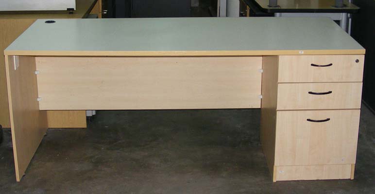 โต๊ะทำงานมือ2(มีจำนวน8)  ขนาดลึก 0.80 เมตร ยาว 1.85 เมตร สูง 0.75 เมตร รูปที่ 1