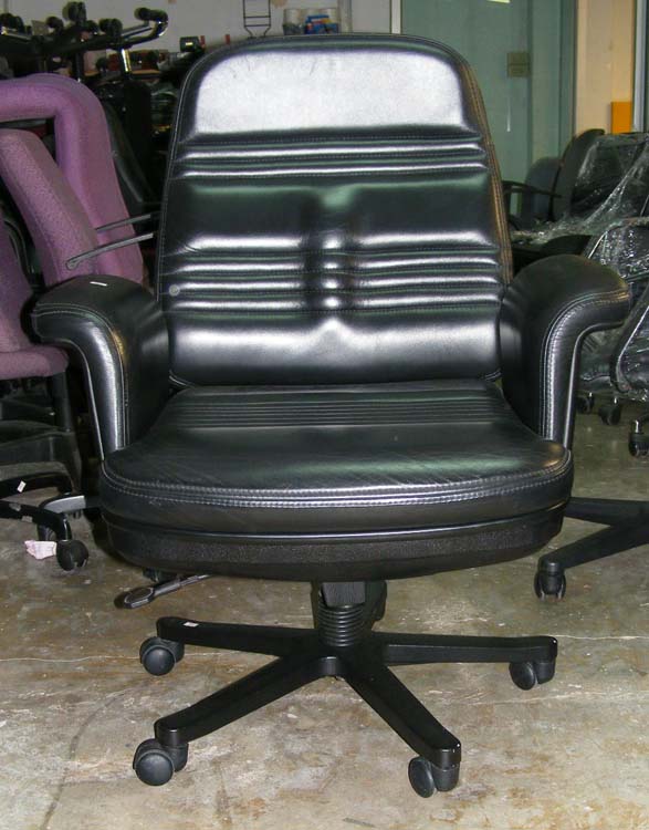 เก้าอี้สำนักงานมือสอง(มีจำนวน1)  รูปที่ 1