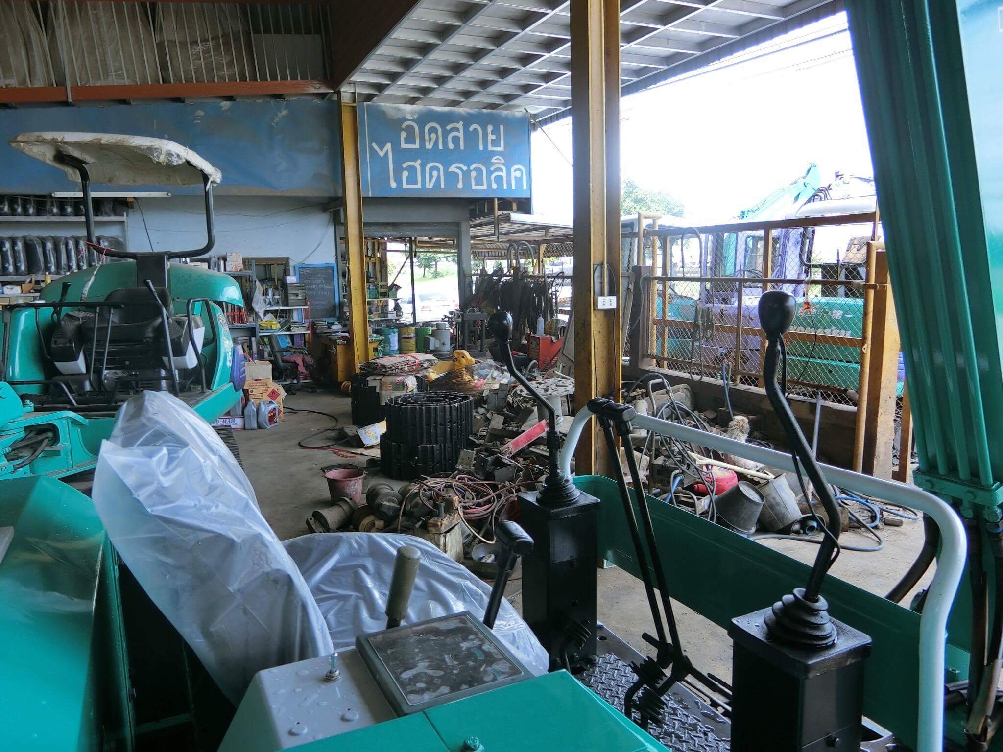 ขายด่วน KOBELCO SK032 เก่านอกญี่ปุ่นแท้ มีเอกสารใบอินวอยและใบซื้อขาย ระบบไว เครื่องสวย พร้อมทำสี รูปที่ 3