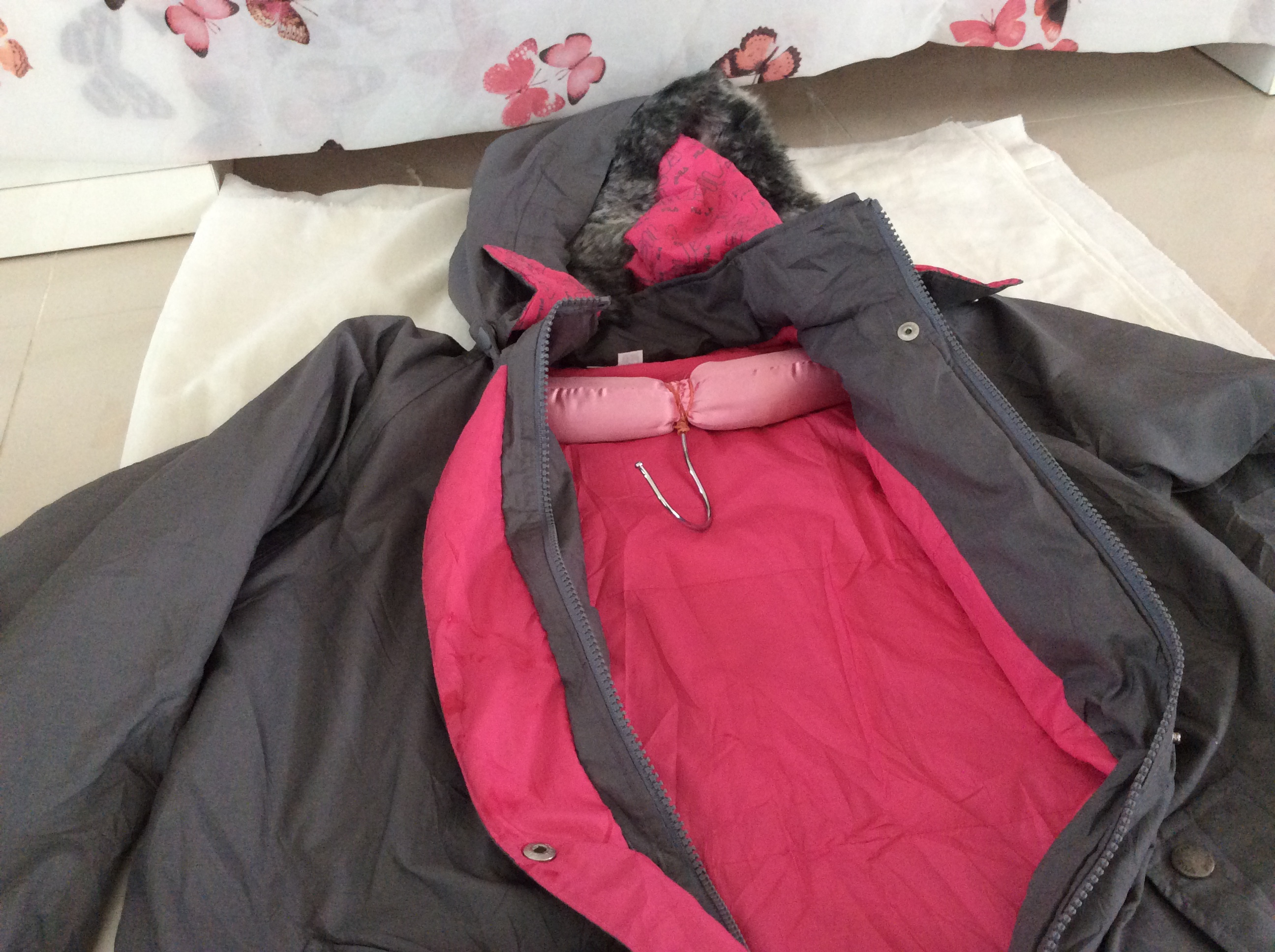 FIRA jacket wide breaker เสื้อแจคเกตกันหนาวกันลมสภาพดีมากมีฮูดถอดได้สวยสภาพดีไซส์เด็กโต9-10 รูปที่ 7