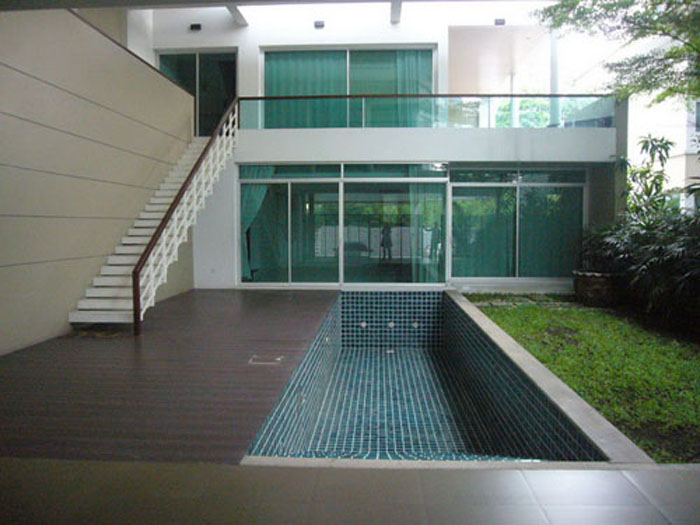 ให้เช่า บ้านเดี่ยวพร้อมสระว่ายน้ำส่วนตัว สุขุมวิท พร้อมพงษ์ Rent Single house with private pool Sukhumvit Phromphong รูปที่ 1