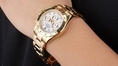 นาฬิกาโรเล็กซ์ Rolex Daytona Cosmograph  หน้าปัดสีขาว สายสีทูโทน สแตนเลสแท้ (เกรดมิลเลอร์)  รุ่นขายดี ยอดนิยมค่ะ  – ตัวเรือนขนาด King Size 40 mm. ราคา 4,250  บาท                             Lady Size 35 mm. ราคา  3,850 บาท  – ตัวเรือนทำจาก Stainless Steel แท้  ชุบทองคำ 18k หนา 5 ไมคอน  – กระจก Sapphire กันรอยขีดข่วน