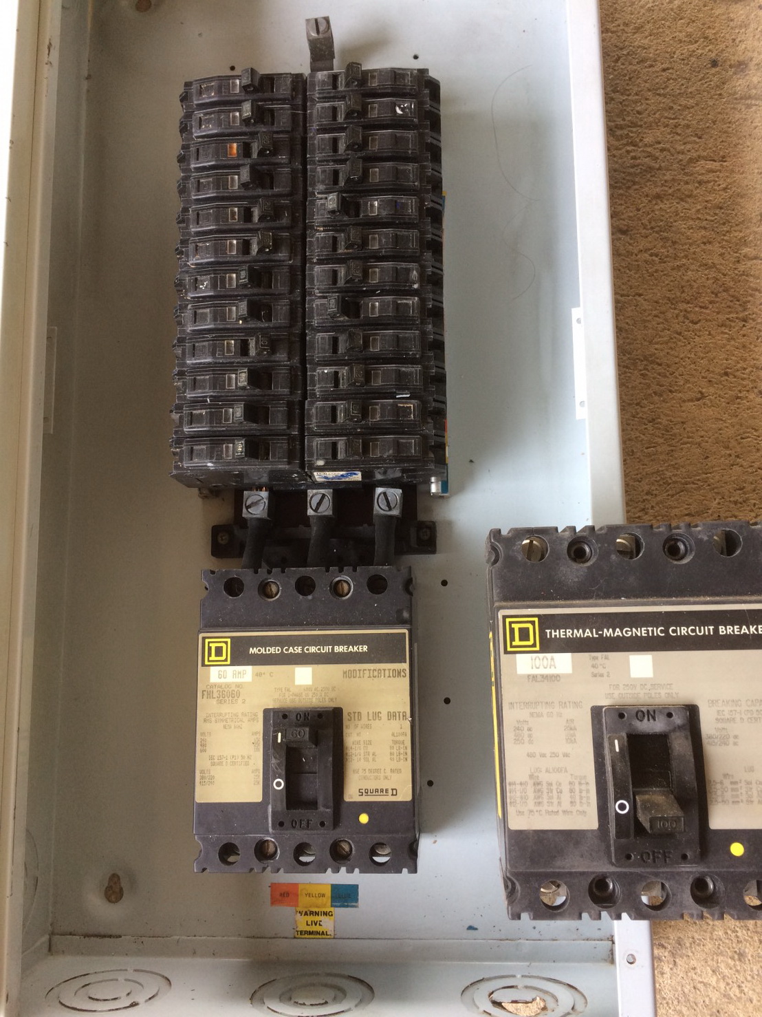 ขาย ตู้ เมน เบรกเกอร์ ตู้ไฟ โหลดเซ็นเตอร์ 24ช่อง Main Breaker Load center สแควร์ดี square D รุ่น QO3-100MB 24G พร้อมเมน 60-100 Ampแอมป์และลูกย่อย 24ลูก มือสอง สภาพดี ราคาถูก รูปที่ 2