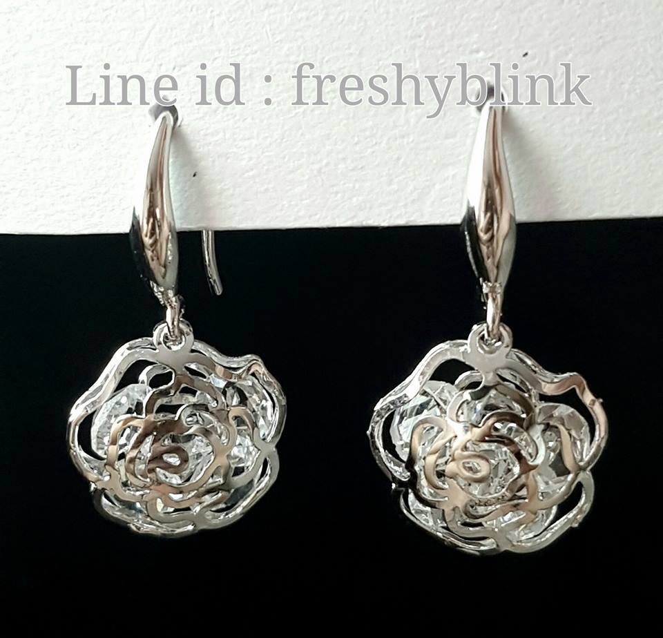 ตุ้มหูต่างหูแฟชั่น เกรดAAA งานสวย  ใส่ได้ทุกงาน ราคาถูก ส่งฟรี สอบถามได้ที่  Line id : freshyblink รูปที่ 3