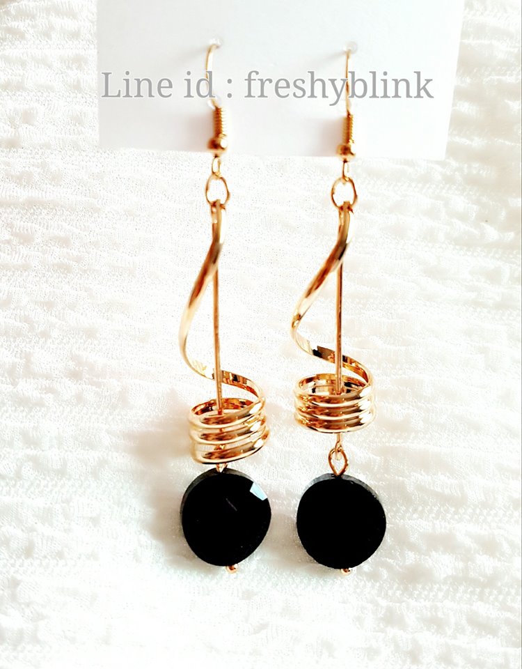 ตุ้มหูต่างหูแฟชั่น เกรดAAA งานสวย  ใส่ได้ทุกงาน ราคาถูก ส่งฟรี สอบถามได้ที่  Line id : freshyblink รูปที่ 6