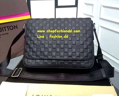 Louis Vuitton District MM Damier Infini Leather Messenger bag (เกรด Hi-End) หนังแท้ทั้งใบ รูปที่ 1