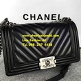 กระเป๋า Chanel LE Boy Chevron 10 นิ้ว  หนังแกะ หนังแท้ทั้งใบ (เกรด Hi-End)  -- กระเป๋าสะพาย Chanel Le Boy Mini 10 นิ้ว หนังแท้ หนังแกะ