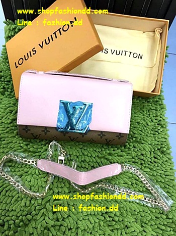 Louis Vuitton Monogram Canvas Clucth in Pink 2-Tone Color รุ่นมาใหม่ หนังแท้ (เกรด Hi-end) รูปที่ 1