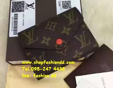 กระเป๋าสตางค์ Louis Vuitton Monogram Canvas Victorine  Wallet หนังแท้ (เกรด Hi-end)  สีแดง รูปที่ 1