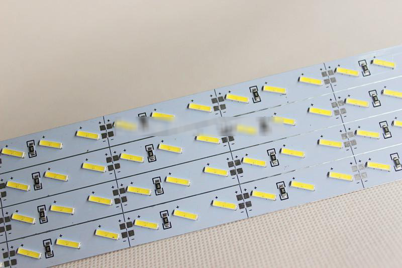 LED rigid strip 8520 72 led-m รูปที่ 1