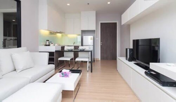 เช่าด่วน คอนโด Urbano Absolute สาธร-ตากสิน แบบ 1 ห้องนอน 10 นาทีจาก BTS กรุงธนบุรี Urgent Rent Urbano Absolute Sathon-Taksin 1 Bedroom 10 Min from BTS Krung Thonburi รูปที่ 1