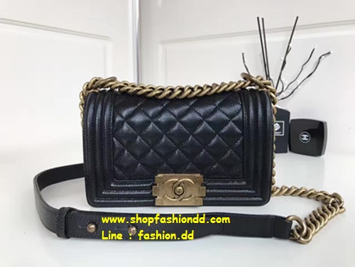 Chanel Le Boy Mini Carvier in Black อะไหล่ทองรมดำ (เกรด Hi-end) หนังแท้ รูปที่ 1