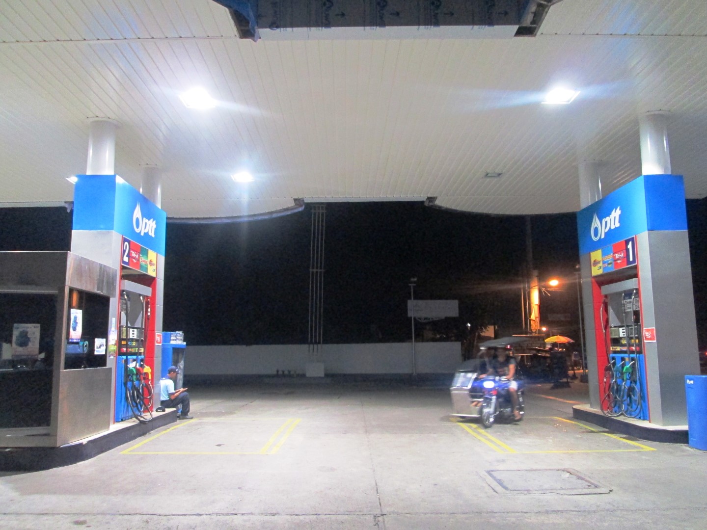 โคมไฟปั๊มน้ำมัน LED Cantopy light 300W Cree Meanwell รูปที่ 6
