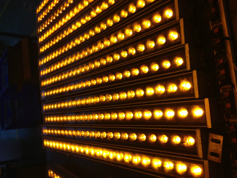 LED Wall washer 1m. 108W RGB 220V รูปที่ 3