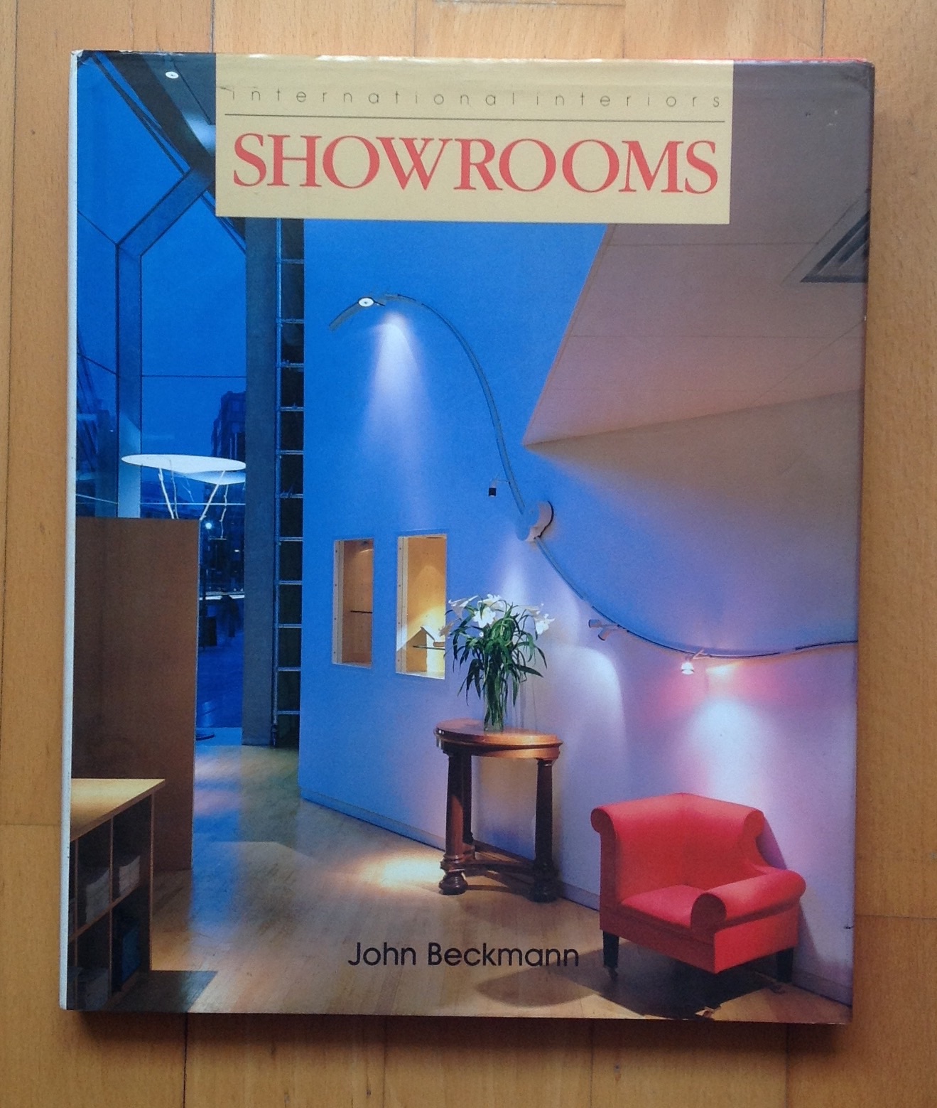 หนังสือเก่า ต่างประเทศ ออกแบบตกแต่ง SHOW ROOMS by John Beckmann รูปที่ 1