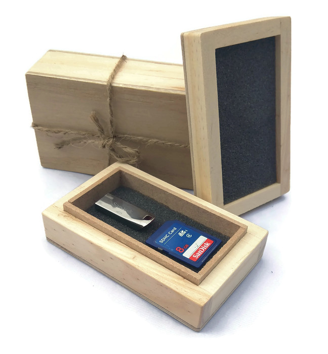 กล่องไม้สน ใส่แฟชไดร์ฟ + เมมโมรี่การ์ด ขนาด 6X10x3.5CM รูปที่ 3