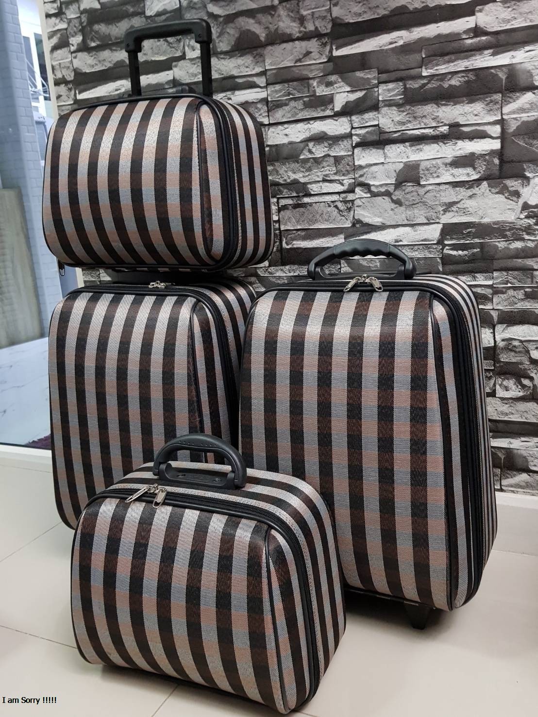กระเป๋าเดินทางแบบผ้า เซ็ทคู่ 18/13 นิ้ว ลาย BROWN/BLACK รูปที่ 6