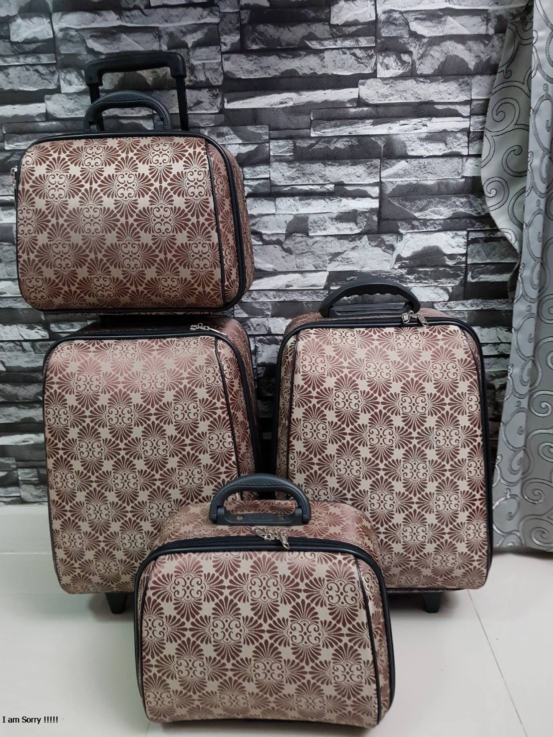 กระเป๋าเดินทางแบบผ้า เซ็ทคู่ 18/13 นิ้ว Flower Brown รูปที่ 5