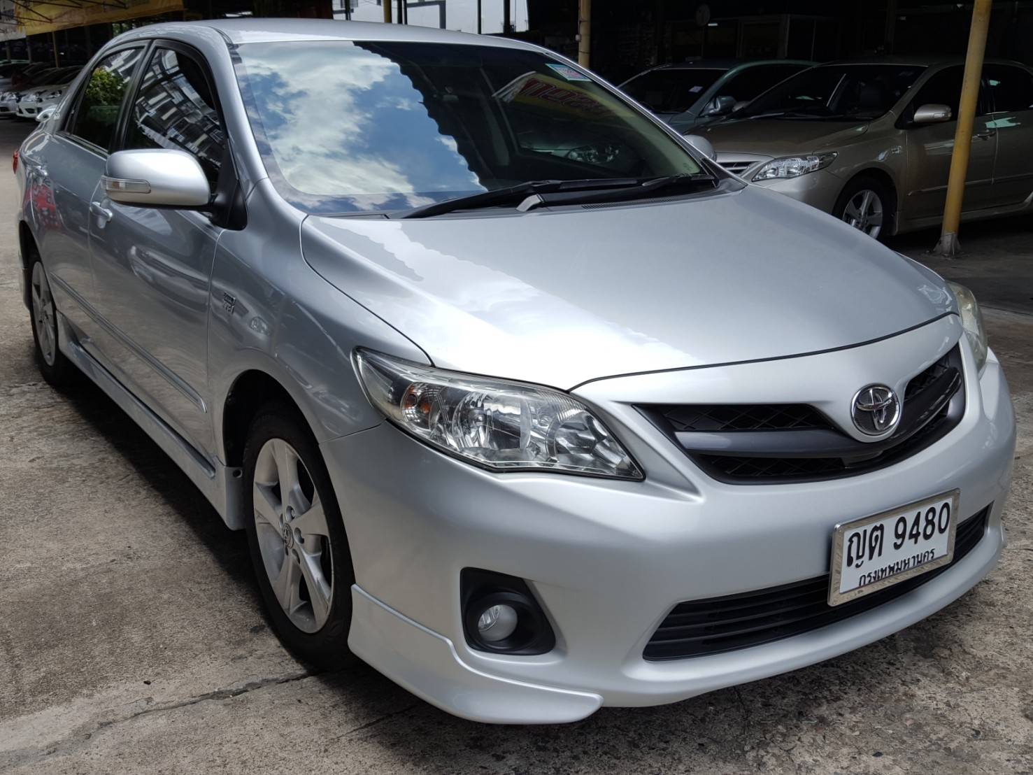 รถสวยสภาพดี TOYOTA ALTIS 2.0 G ปี11AT รูปที่ 1