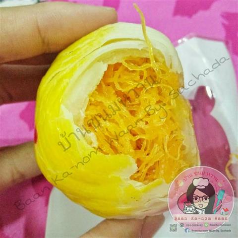 ขนมเปี๊ยะไข่ยักษ์ แป้งนุ่มละมุนลิ้น ไส้แน่นๆ ไข่เค็มใบโตๆ วัตถุดิบมีคุณภาพ รูปที่ 4