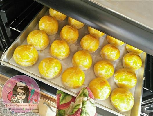 ขนมเปี๊ยะไข่ยักษ์ แป้งนุ่มละมุนลิ้น ไส้แน่นๆ ไข่เค็มใบโตๆ วัตถุดิบมีคุณภาพ รูปที่ 7