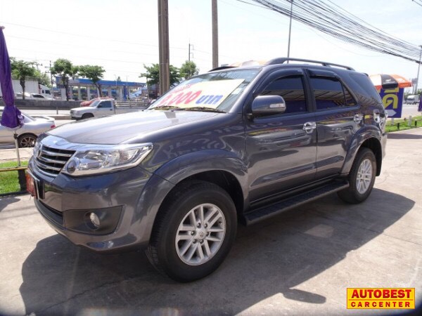 รถสวยสภาพดี TOYOTA FORTUNER 2.7V AT ปี12 รูปที่ 1