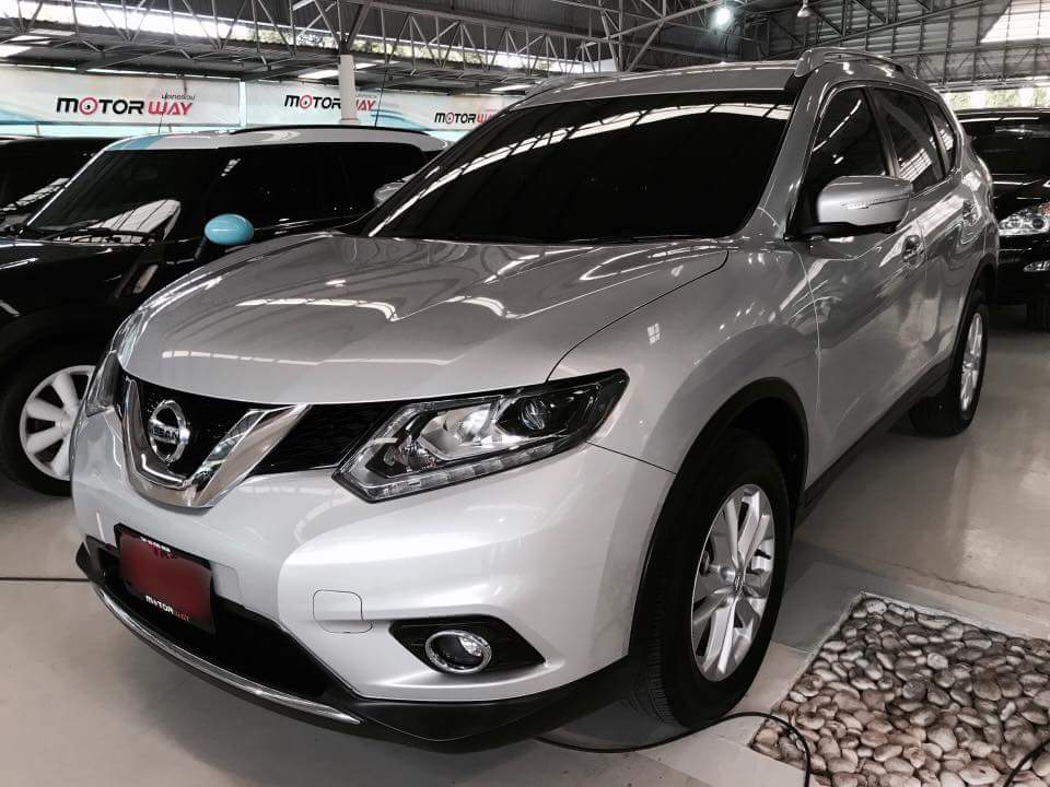 รหัสMW156 NISSAN X-TRAIL รถปี 2015 แต่ยังไม่จดทะเบียน!!! ป้ายแดง กล้อง 360 อาศา ฝาท้ายไฟ้ฟ้า วิ่ง 45,xxx km.   ราคา 1,019,000 บาท สนใจติดตต่อ 081-9859973 พล ld line : kam01092512 รูปที่ 1