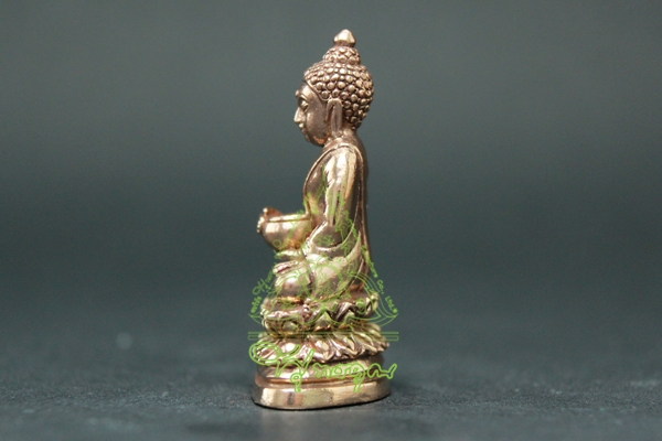 พระกริ่งอุ้มบาตร สูง 3.3 ซ.ม. เนื้อทองเหลือง เนื้อสำริด ขัดเงา 130.- โรงหล่อ 54 พุทธคุณ รูปที่ 6