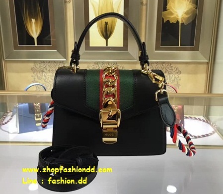 พร้อมส่ง New Gucci Sylvie Leather Mini in Black Bag (เกรด Hi-End) หนังแท้ รุ่นใหม่ชน Shop    รูปที่ 1