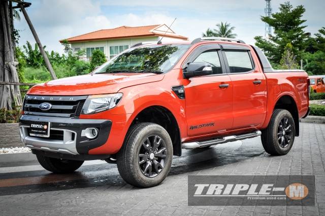 รหัสTM429 FORD RANGER (15-17) WILDTRAK Double Cab 3.2 [4x4] ปี 2015 ไมล์ 32,xxx กิโล รายละเอียด ข้อมูล ติดต่อ ⭐ NEW ARRIVAL ⭐ FORD RANGER BDC WILDTRACK 3.2 / ดีเซล / AT / ปี 2015 ราคา 799,000.- สวยและถูกที่สุดในตลาด ยิ่งดาวน์เยอะ ค่างวดยิ่งน้อยลง ประหยัดดอกเบี้ย เครื่องยนต์ 3,200 CC. ตัว TOP 4WD กล้องถอย การันตีตัวถังไม่มีชน 100% สนใจติดต่อและทดลองขับ 081-9859973 พล ld line : kam01092512 รูปที่ 1