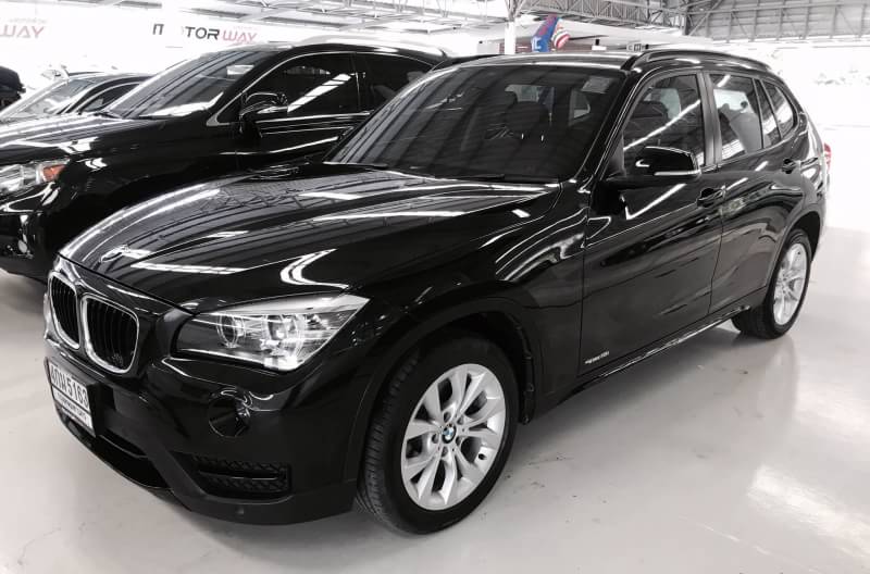 รหัสMW170 BMW X1 ปี2015 วิ่ง 46,xxx km. Full option เบาะสีแดง BSi ถึง 8/2019  ราคา 1,400,000;บาท สนใจติดต่อ 081-9859973  ld line : kam01092512 รูปที่ 1