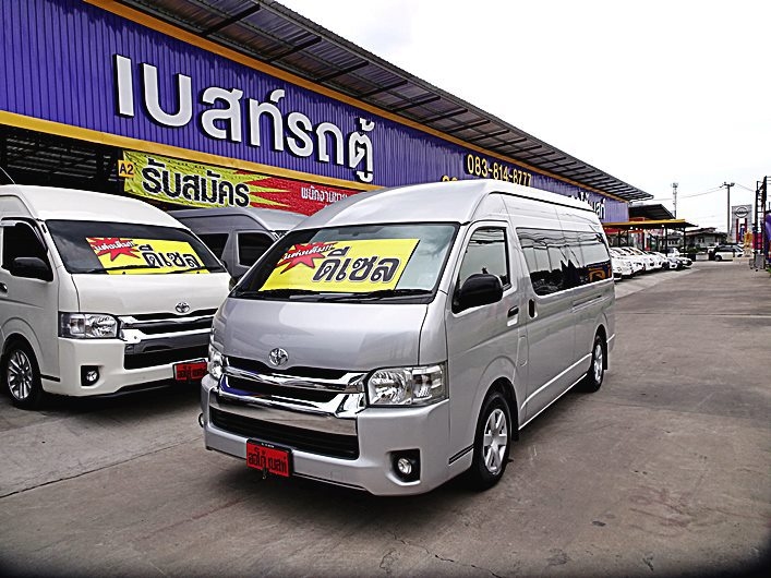 รหัสAB431 TOYOTA COMMUTER 2.5 D4D MTปี 2014 ราคาเพียง  1,039,000 เท่านั้น ออกรถ 59,000 บาท ผ่อน 2x,xxx / เดือน  ฟรีดาวน์ ฟรีประกันภัย ต่างจังหวัด ซื้อได้ ติดเครดิต ซื้อได้  โฉมใหม่ เครื่อง 3000 เจ้าของเดียวออกห้าง ดูแลดี เช็กศูนย์ตามระยะ วิ่งส่วนบุคคล ตลอด ไม่เคบรับจ้าง เอกสารครบพร้อมโอน ดูรถกทม.ถนน กาญจนาภิเษก ฝั่งเดียวกับเดอะมอลล์บางแค สนใจติดต่อและทดลองขับ 081-9859973 พล ld line : kam01092512 รูปที่ 1