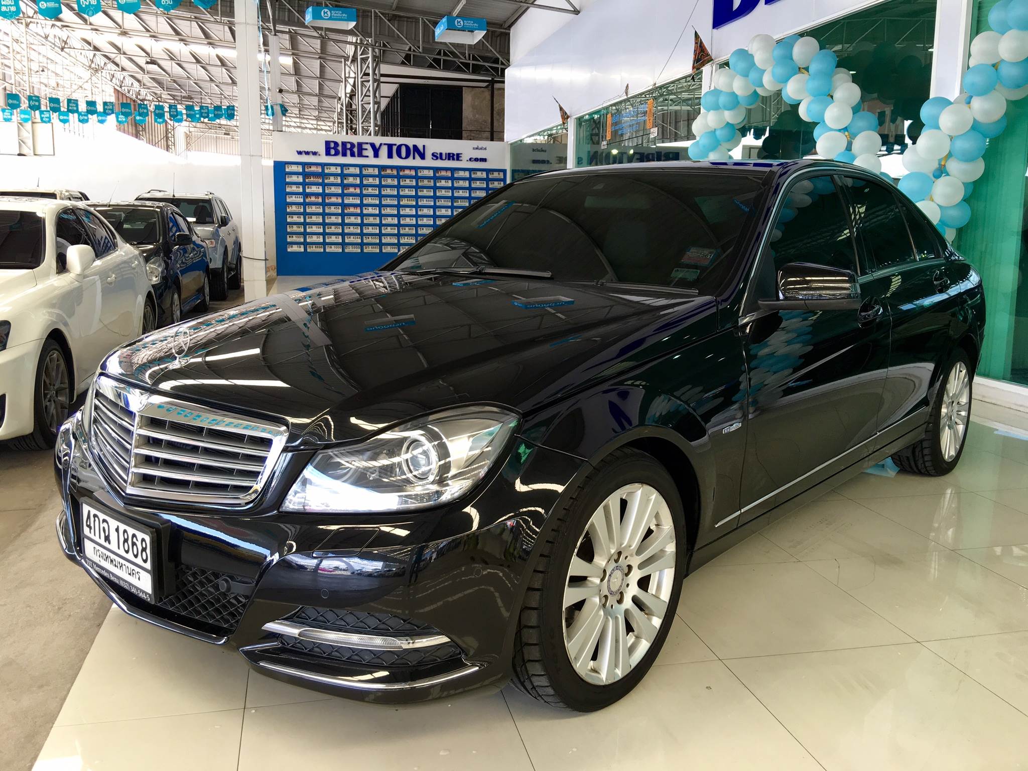 รหัสBT214 ปีจดทะเบียน2015 Benz C200 CGi ELEGANT รุ่นปี ค.ศ. 2012 รุ่นสุดท้ายเลขไมล์ 9x,xxx km full-option ไฟหน้า Projector-Daylight เบาะไฟฟ้า memory   จัดให้ราค่พิเศษ 1,299,000 บาท  สนใจติดต่อสอบถามได้ที่. 081- 9859973 พล ld line : kam01092512 รูปที่ 1