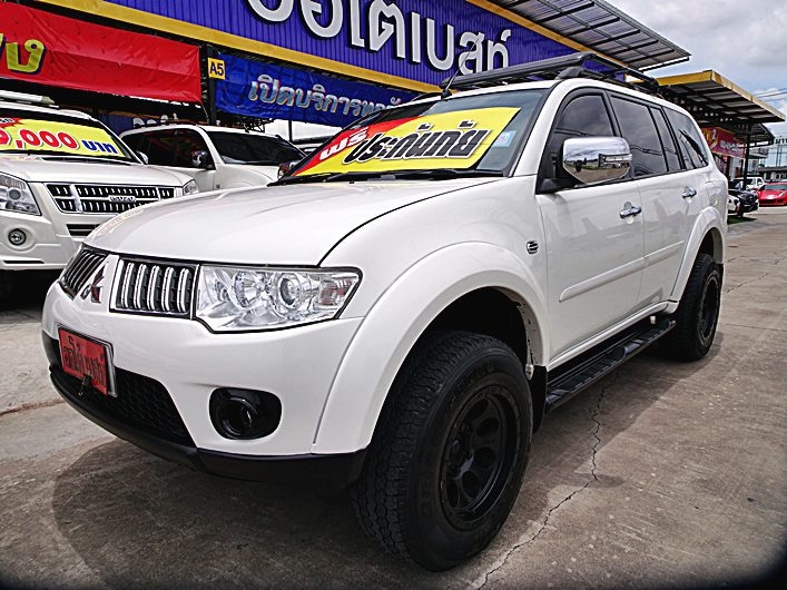 รหัสAB442 MITSUBISHI POJERO2.4 GLS MT ปี2013 เกียร์ธรรมดานานๆ จะเข้ามาทีครับ ราคาเพียง 499,000 เท่านั้น ออกรถ  9,000 บาท ผ่อน   10,xxx / เดือน  ฟรีดาวน์ ฟรีประกันภัย  ต่างจังหวัด ซื้อได้ ติดเครดิต ซื้อได้  รถสวย เจ้าของเดียวออกห้าง เครื่องเบนซิน Book Service ครบ ดูแลดีไม่มีเชียวชน เอกสารครบพร้อมโอน ดูรถกทม.ถนน กาญจนาภิเษก ฝั่งเดียวกับเดอะมอลล์บางแค สนใจติดต่อและทดลองขับ 081-9859973 พล ld line : kam01092512 รูปที่ 1