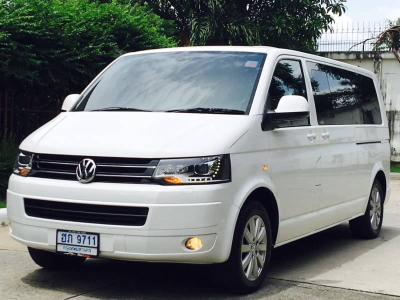 รหัสAU22 ขายค้าบ!! 2013 Volk Caravelle 2.0 Tdi ดีเซล 7เกียร์ ประหยัดสุดๆๆ วิ่ง 69,000KM สีขาว รถศูนย์ไทยยานยนตร์(ซื้อ 12 จด 13) ภายใน Vip ,ทีวีดิจิตอล ,เบาะไฟฟ้า ฯลฯ สวยมากๆๆ เรียบร้อยมากๆๆ สนใจรีบติดต่อค้าบ  ราคา 1,900,000 บาท สนใจ..ติดต่อเรา 081-9859973 พล ld line : kam01092512 รูปที่ 1