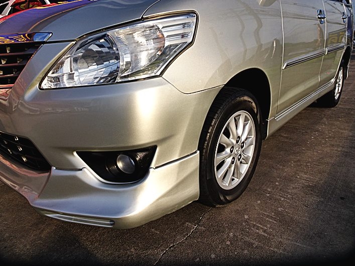 รหัสAB460 TOYOTA INNOVA 2.0 V ATปี 2012 ราคาเพียง 539,000 เท่านั้น ออกรถ  9,000 บาท ผ่อน 10,xxx / เดือน  ฟรีดาวน์ ฟรีประกันภัย  ต่างจังหวัด ซื้อได้ ติดเครดิต ซื้อได้  รถครอบครัวพร้อมใช้งาน เจ้าของเดียวออกห้าง ชุดแต่งเต็มรอบคัน AIRBAG/ABS เบาะหนัง พวงมาลัยมัลติฟังชั่น เอกสารครบพร้อมโอน ดูรถกทม.ถนน กาญจนาภิเษก ฝั่งเดียวกับเดอะมอลล์บางแค สนใจติดต่อและทดลองขับ 081-9859973 พล ld line : kam01092512 รูปที่ 1