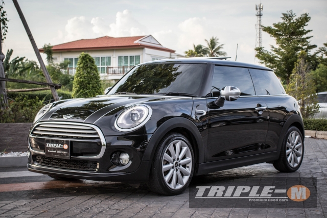 รหัสTM454 MINI COOPER [S] โฉมปี (11-14) 1.6 [Coupe] ปี 2015 รายละเอียด ข้อมูล ติดต่อ ⭐ NEW ARRIVAL ⭐ MINI COOPER 1.5 / เบนซิน / AT / ปี 2015 / ไมล์ 60,000 กม.  ราคา 1,659,000.- สวยและถูกที่สุดในตลาด ยิ่งดาวน์เยอะ ค่างวดยิ่งน้อยลง ประหยัดดอกเบี้ย เครื่องยนต์ 1,500 CC. ไมล์ 60,000 กม. ตัวออฟชั่นเต็มสุดหลังคาแก้ว การันตีตัวถังไม่มีชน 100% สนใจติดต่อและทดลองขับ 081-9859973 พล ld line : kam01092512 รูปที่ 1